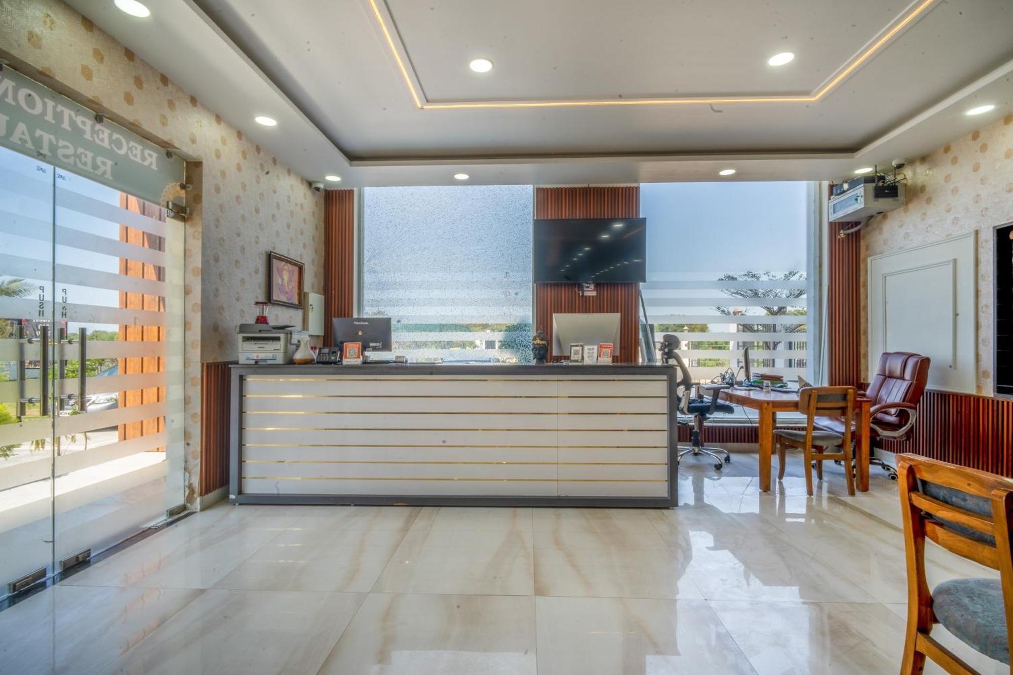 Royal Delight Resort Madina Exterior foto